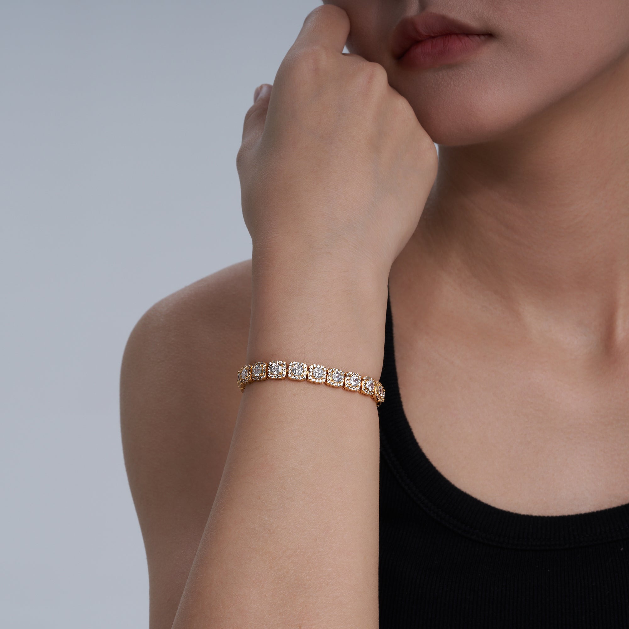 7 mm wide 925 Silver Cushion Cut Tennis Bracelet
