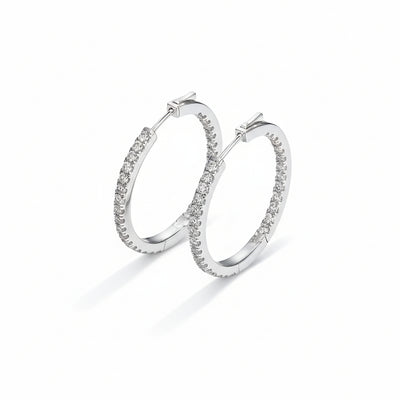 Single-row moissanite stud earrings