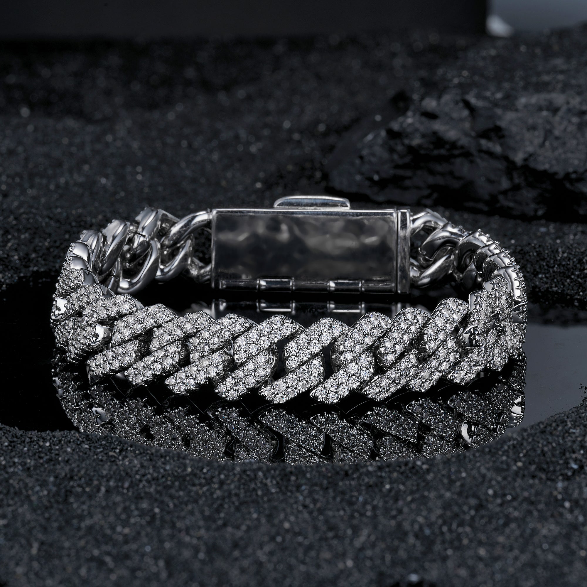 Cuban-style Moissanite Bracelet, 18k Gold