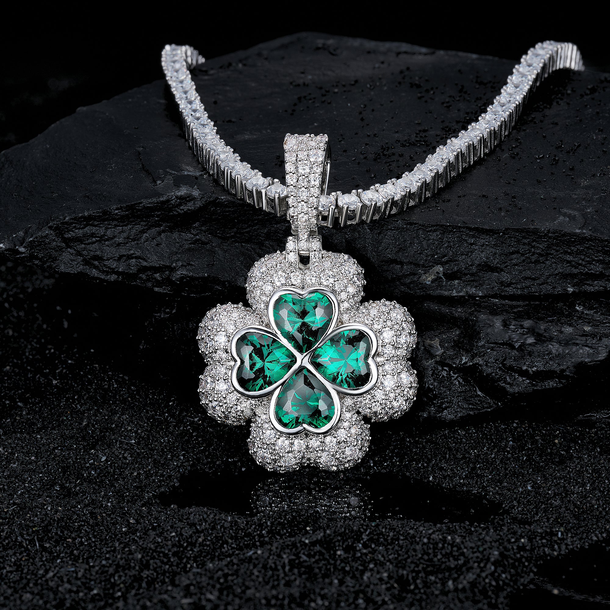 VVS Moissanite “Clover” Shaped Pendant,